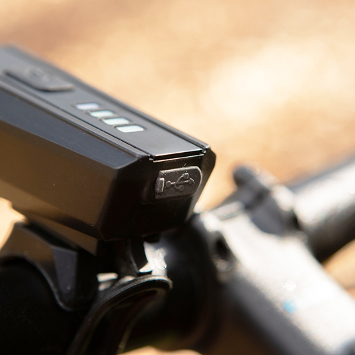 429745.F LYNX Phare avant USB High Power Max 70 Lux