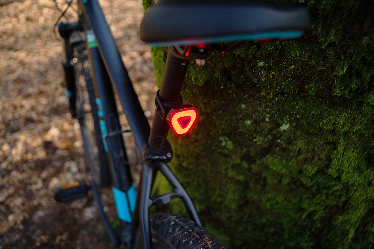 429743.R LYNX Achterlicht USB