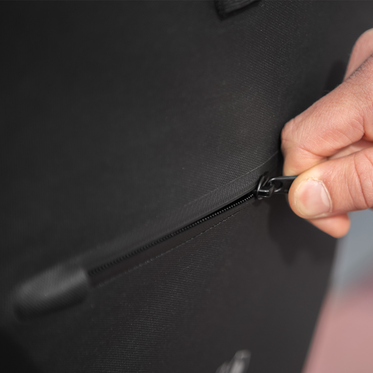 610311.BLA LYNX Single Pannier Bag Hayes 31 x 15 x 62 cm